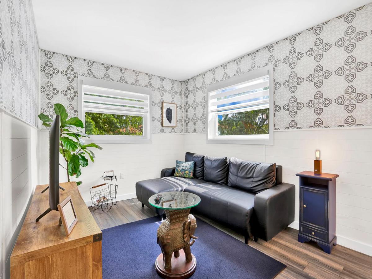 Casa Wellness Apartment Tamiami Luaran gambar