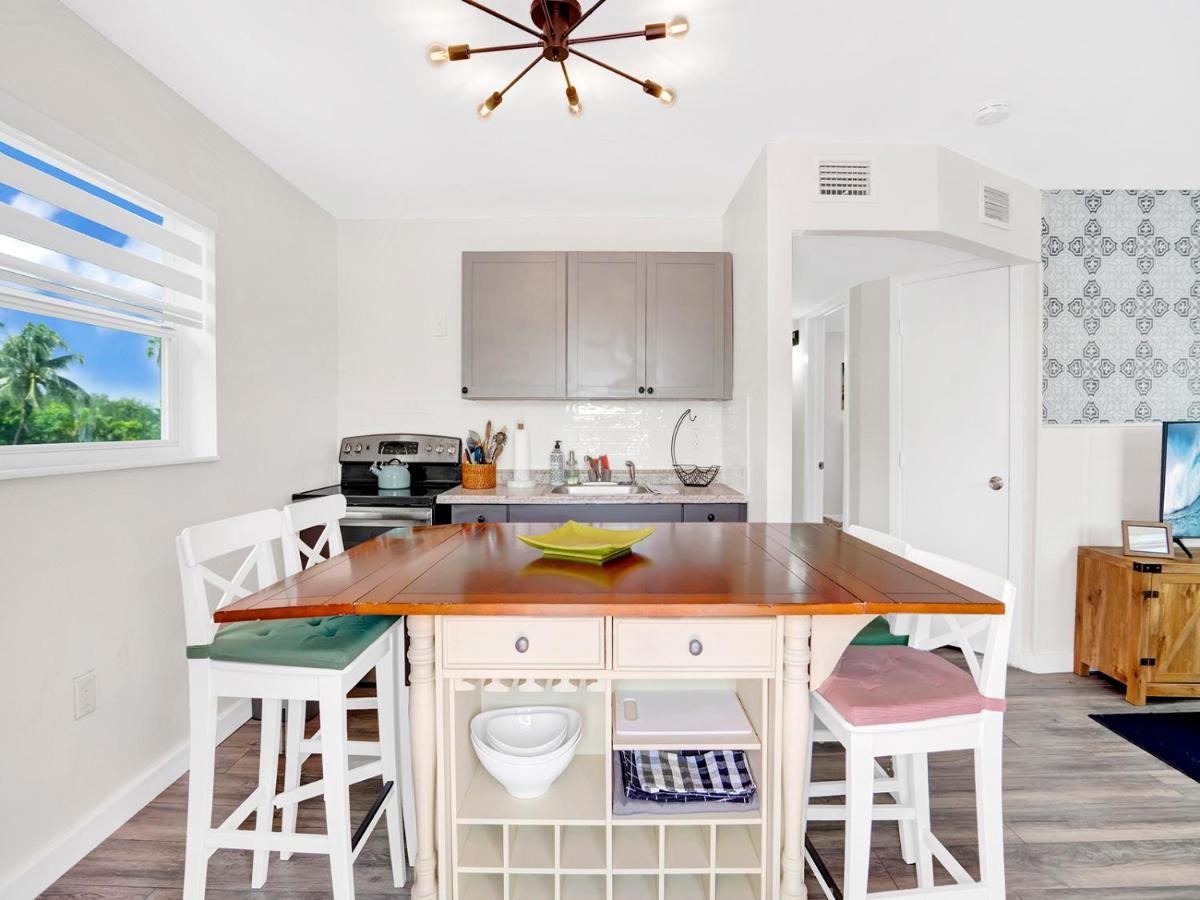 Casa Wellness Apartment Tamiami Luaran gambar